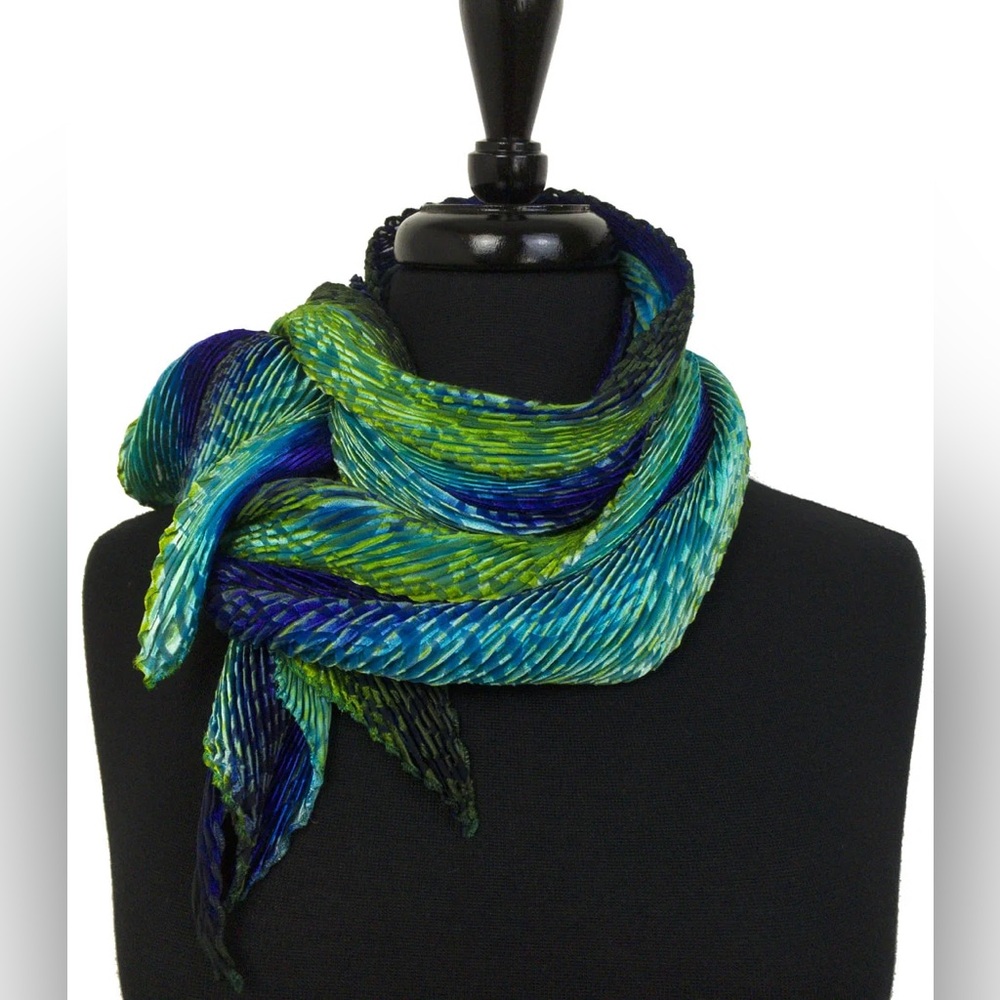 NWT • Shibori 100% Silk Scarf in Peacock • 22"x75" • Hand-Painted Wearable Art - Picture 2 of 15
